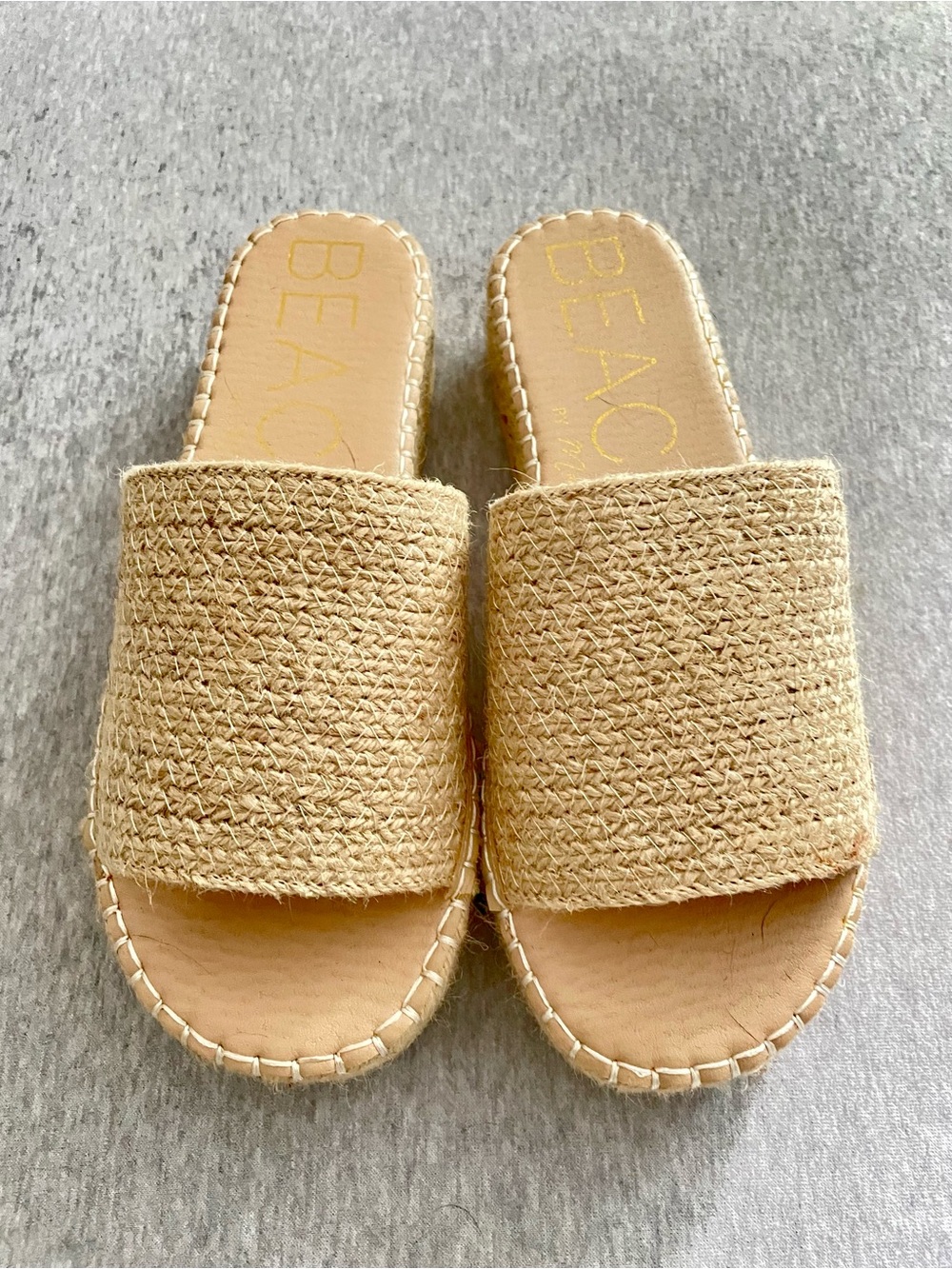 Beach by Matisse Women’s Sz 10 Tan Platform Slip On shoes